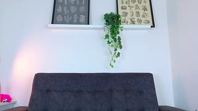 Nickifox   online show from March 24, 2026, 7:52 pm