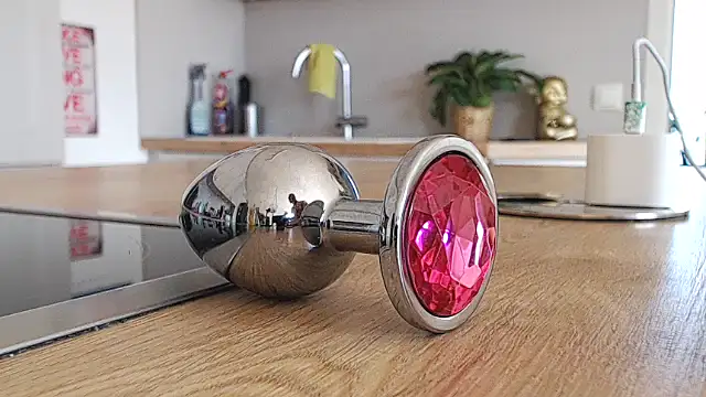 dirtymammy online show from March 24, 2026, 10:31 am