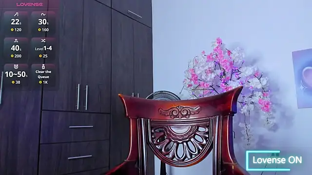 ashly pnik1 online show from September 26, 2025, 3:21 am