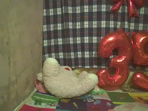 sexymorenal18 online show from April 20, 2026, 9:34 am