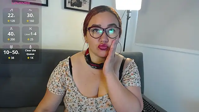 Snapshot of Paris_boobsbbw chatting on October 7, 2025, 9:23 pm Paris boobsbbw online show from October 7, 2025, 9:23 pm