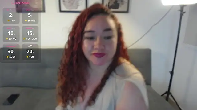 Snapshot of Paris_boobsbbw chatting on October 11, 2025, 9:35 pm Paris boobsbbw online show from October 11, 2025, 9:35 pm