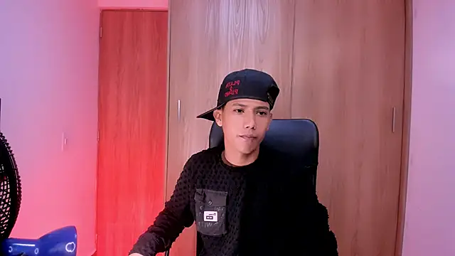 Toy boy777 online show from February 14, 2026, 10:23 am