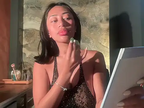 LittleHermes online show from October 27, 2025, 2:37 am