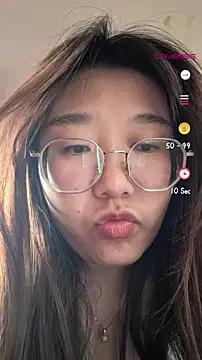 sisi-maiden online show from February 27, 2026, 10:26 am