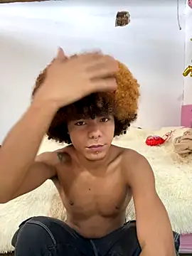 Alexis Spicter online show from December 4, 2025, 7:44 pm