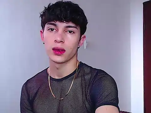 john vichenso online show from September 30, 2025, 9:09 pm