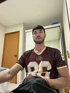 Fubinha online show from April 21, 2026, 2:37 am