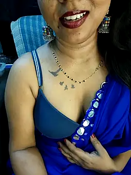 Sexy juhee online show from April 18, 2026, 8:31 pm