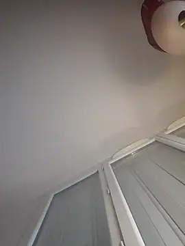 zeousseelphie online show from September 28, 2025, 7:08 pm