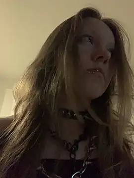 VesnaCrystal online show from December 16, 2025, 6:40 am