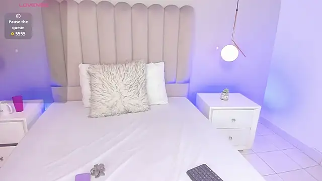 Snapshot of Dani_rosse_ chatting on November 21, 2025, 1:21 pm Dani rosse online show from November 21, 2025, 1:21 pm