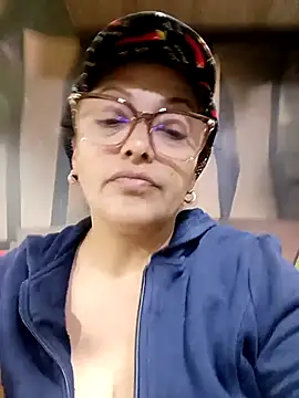 Lady 16 online show from September 13, 2025, 12:10 am