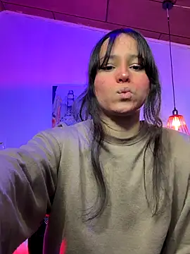 Eymmy 24 online show from October 18, 2025, 3:09 am