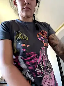 Snapshot of MiaKiittyy chatting on September 22, 2025, 2:08 pm MiaKiittyy online show from September 22, 2025, 2:08 pm