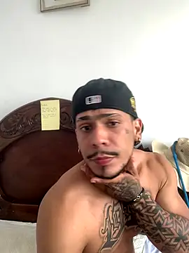 DeimonOficial online show from October 1, 2025, 2:23 pm