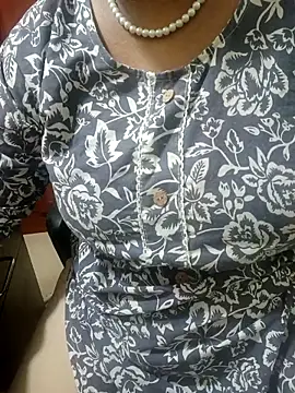 tami lavanya online show from October 4, 2025, 5:55 pm