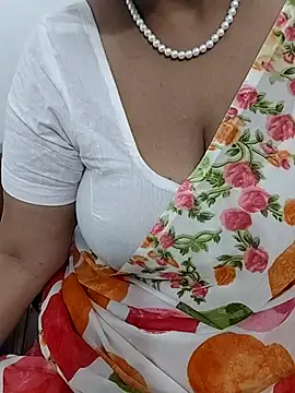 tami lavanya online show from February 17, 2026, 6:21 am