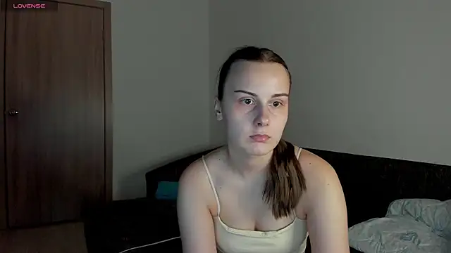 Snapshot of Kelly_Cartier chatting on June 28, 2026, 7:53 pm Kelly Cartier online show from June 28, 2026, 7:53 pm