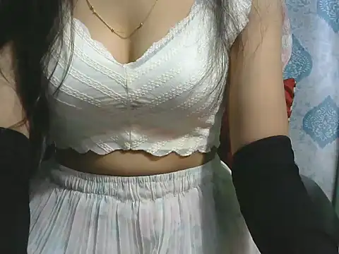 sheetal-sheetal95 online show from November 10, 2025, 4:50 pm