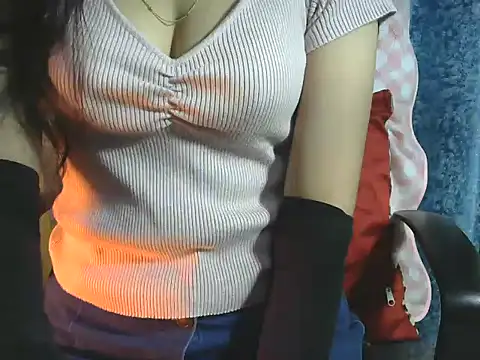 sheetal-sheetal95 online show from November 29, 2025, 4:43 pm