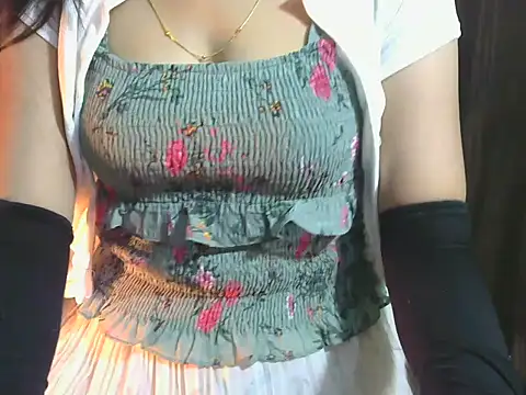 sheetal-sheetal95 online show from December 21, 2025, 4:58 pm