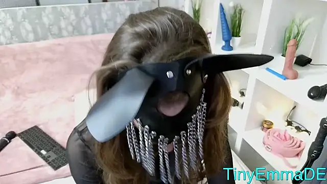 TinyEmmaDE online show from March 4, 2026, 9:59 am