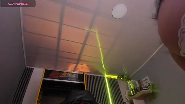 Snapshot of Jenie_fire_ chatting on December 4, 2025, 8:06 pm Jenie fire online show from December 4, 2025, 8:06 pm