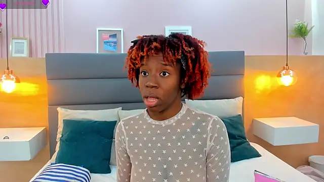  emma willliams  online show from October 1, 2025, 2:34 pm