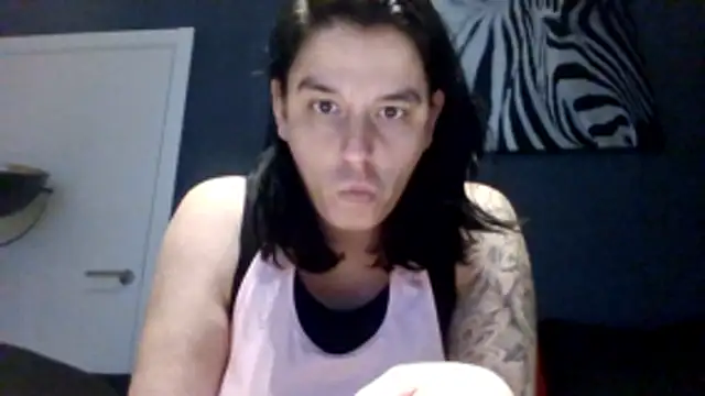 hottyFcup online show from March 12, 2026, 7:53 pm