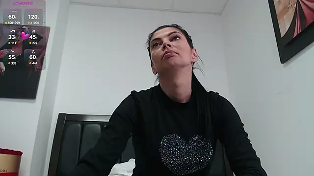 LadyLiia online show from April 10, 2026, 3:34 am