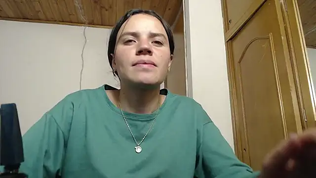 Skylar Serenity online show from October 18, 2025, 10:43 pm