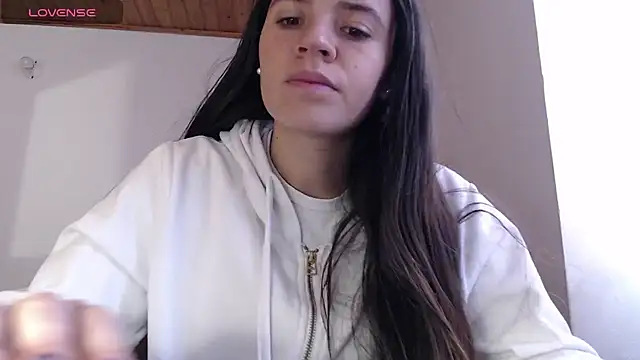 Skylar Serenity online show from November 23, 2025, 2:39 pm