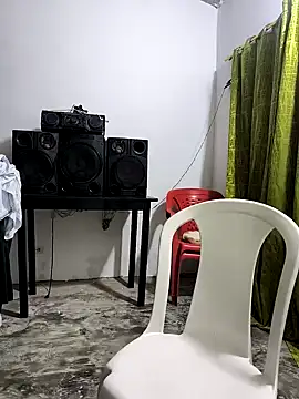 giannis090 online show from October 11, 2025, 4:22 am