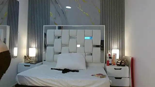 Snapshot of VanessaHard_as chatting on September 23, 2025, 7:28 pm VanessaHard as online show from September 23, 2025, 7:28 pm