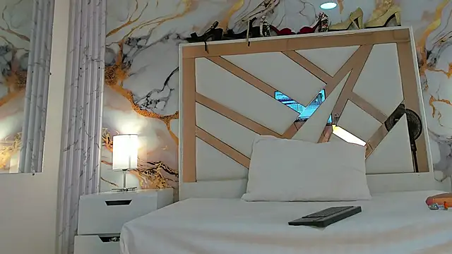 Snapshot of VanessaHard_as chatting on October 10, 2025, 7:57 pm VanessaHard as online show from October 10, 2025, 7:57 pm