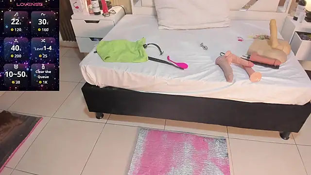 Snapshot of VanessaHard_as chatting on November 22, 2025, 8:19 pm VanessaHard as online show from November 22, 2025, 8:19 pm