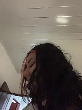 Nicky-222 online show from October 16, 2025, 2:01 am