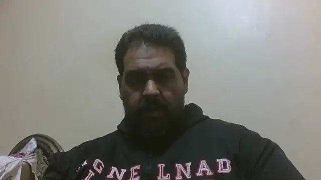 elpoop7305 online show from December 13, 2025, 8:25 pm