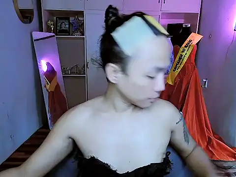 Snapshot of YourNikkieXxx chatting on October 21, 2025, 6:25 am YourNikkieXxx online show from October 21, 2025, 6:25 am