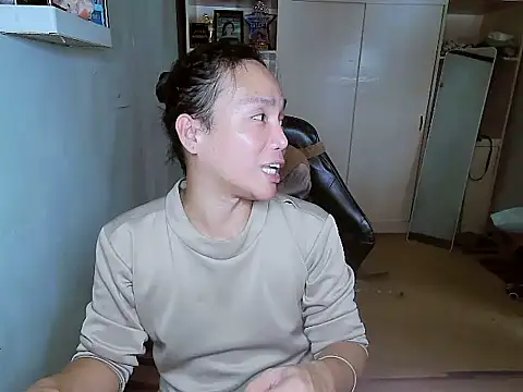 Snapshot of YourNikkieXxx chatting on December 4, 2025, 7:06 am YourNikkieXxx online show from December 4, 2025, 7:06 am