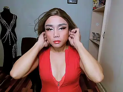 Snapshot of YourNikkieXxx chatting on December 21, 2025, 9:44 pm YourNikkieXxx online show from December 21, 2025, 9:44 pm