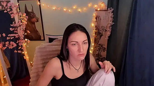 Aurora Loveu online show from February 9, 2026, 10:03 pm