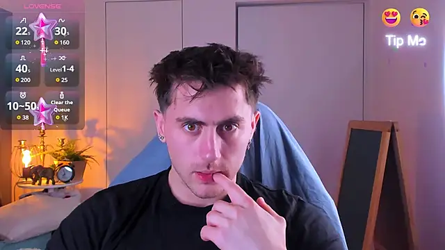 Oscar Miller  online show from November 14, 2025, 9:24 pm