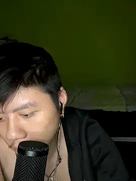 Kingpowerlittel online show from September 13, 2025, 6:18 pm