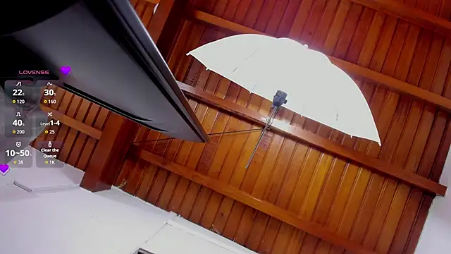 JenniferAuriston online show from September 13, 2025, 8:41 pm