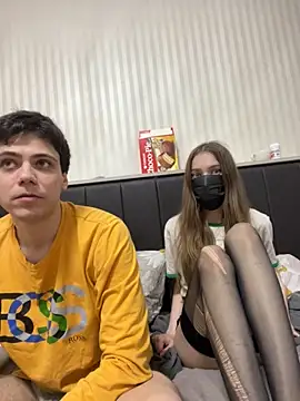 lovburger online show from May 8, 2026, 4:34 pm