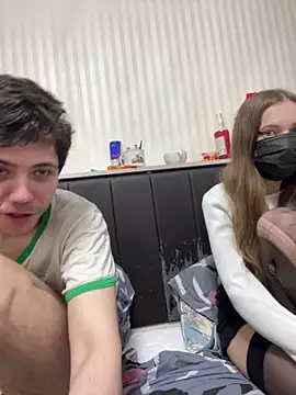 lovburger online show from June 4, 2026, 10:05 pm