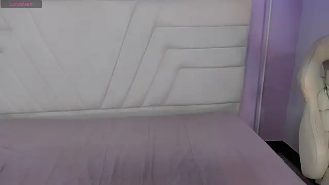 fressittalove01 online show from March 31, 2026, 12:38 pm