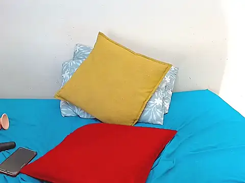 xBusttyBoobsxx3 online show from November 28, 2025, 6:38 am